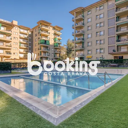 Rancho Suizo Per 4 Persones Amb Vistes Al Mar Amb Piscina Comunitaria *