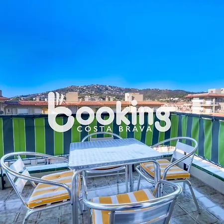 Rancho Suizo Per 4 Persones Amb Vistes Al Mar Amb Piscina Comunitaria