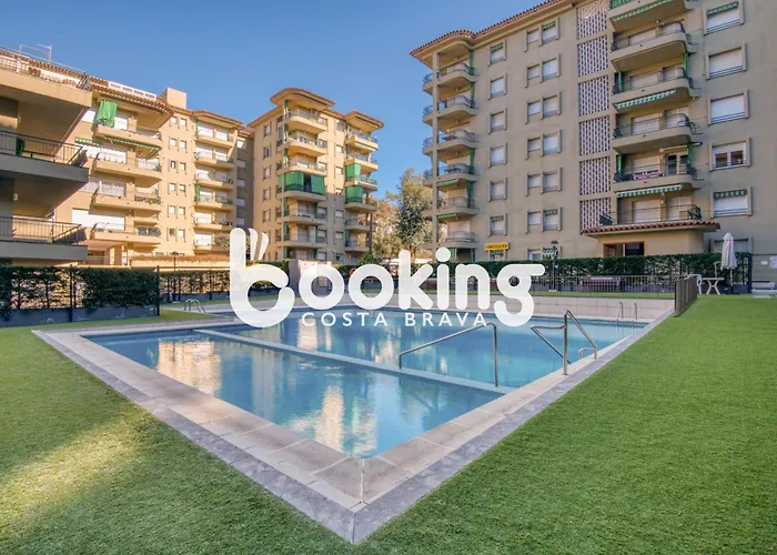 Rancho Suizo Per 4 Persones Amb Vistes Al Mar Amb Piscina Comunitaria *