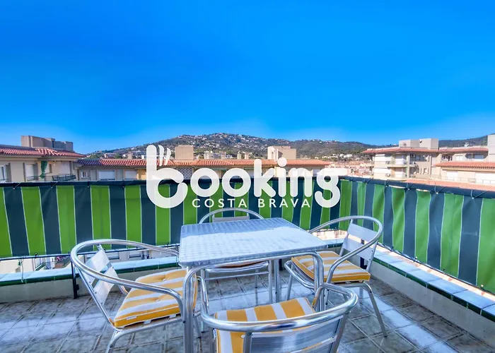 Rancho Suizo Per 4 Persones Amb Vistes Al Mar Amb Piscina Comunitaria